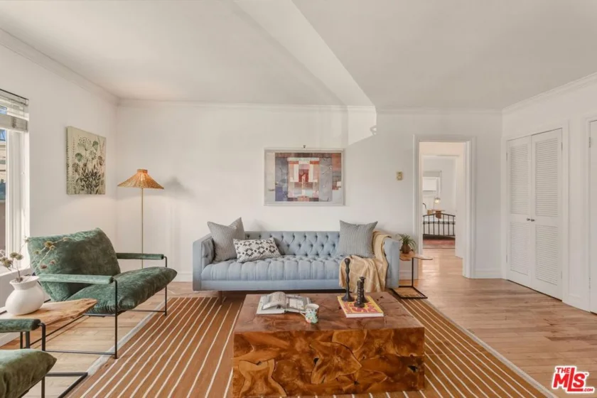 425 Idaho Avenue #10 photo 1
