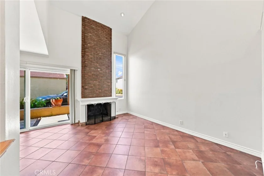 4725 Cardena photo 5