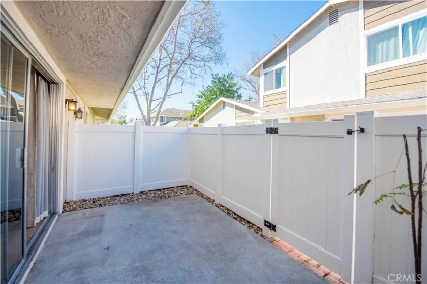 811 Pillar Point Way photo 25