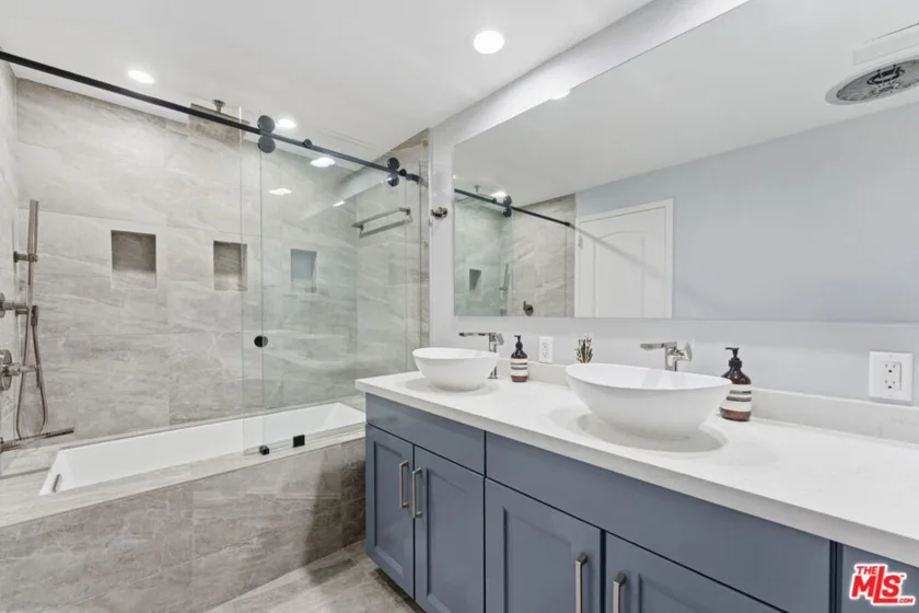 7250 Franklin Avenue #615 photo 8
