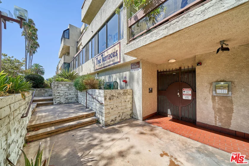 729 S Hobart Boulevard #40 photo 23