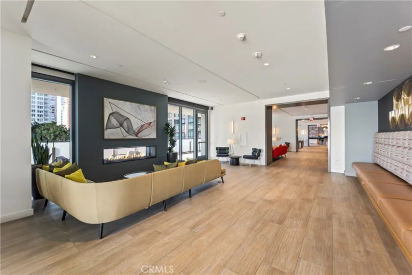 1100 S Grand #A503 photo 16