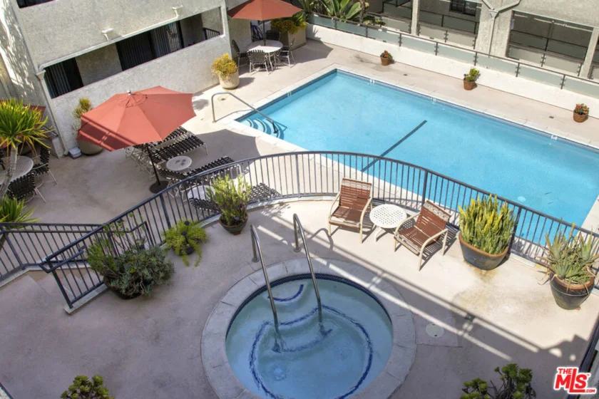 1900 Vine Street #403 photo 36