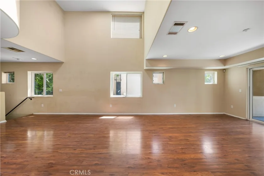 1008 S Marengo Avenue #D photo 6