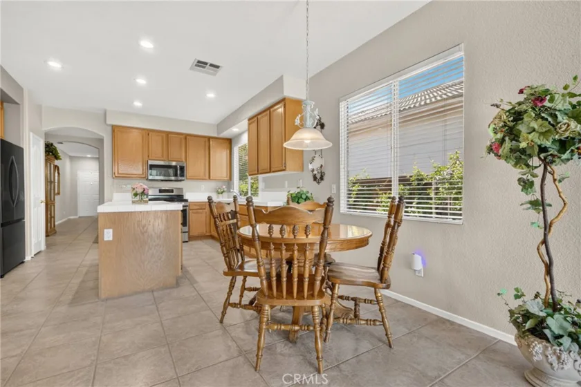 41769 Vardon Drive photo 8