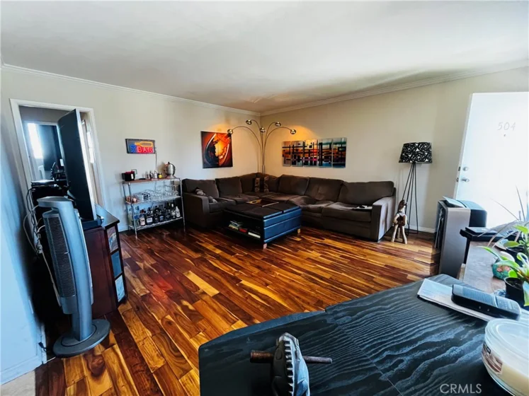 230 Linden Avenue #504 photo 5