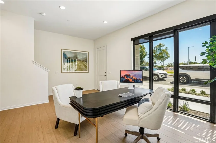 5876 Linden Ave Avenue #9 photo 3