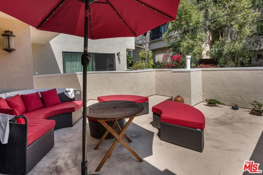 1722 Malcolm Avenue #304 photo 49