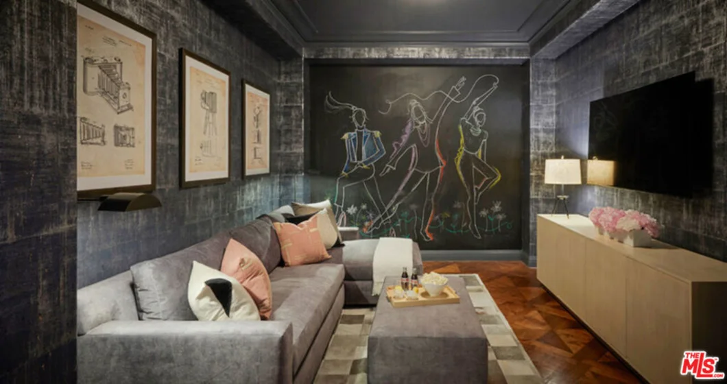 225 N Canon Drive #7C photo 8