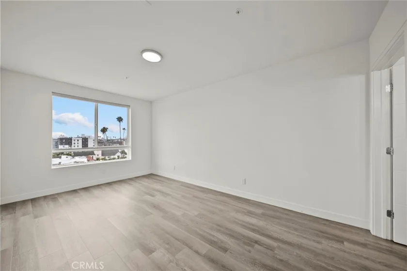900 S Kenmore Avenue #504 photo 8