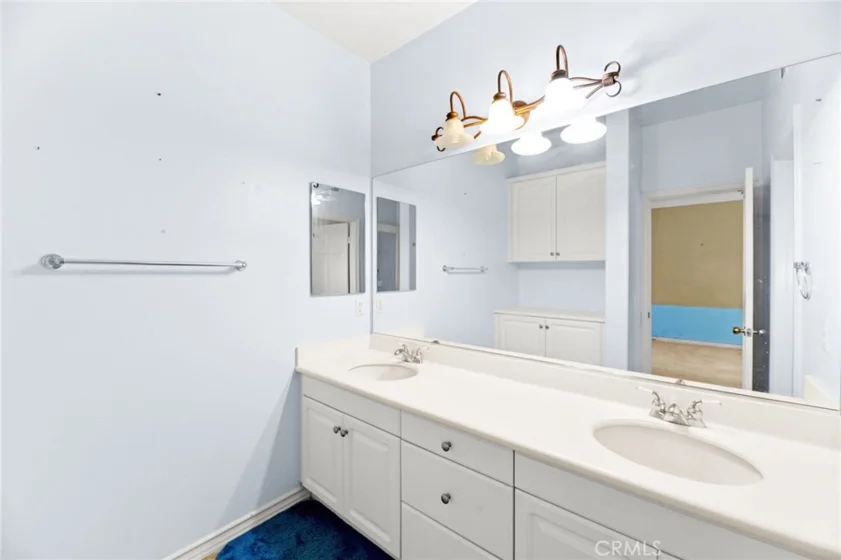 39894 Camden Court photo 34