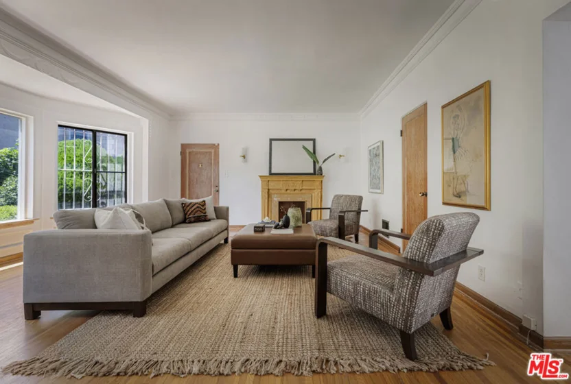 1143 S Westmoreland Avenue #5 photo 6