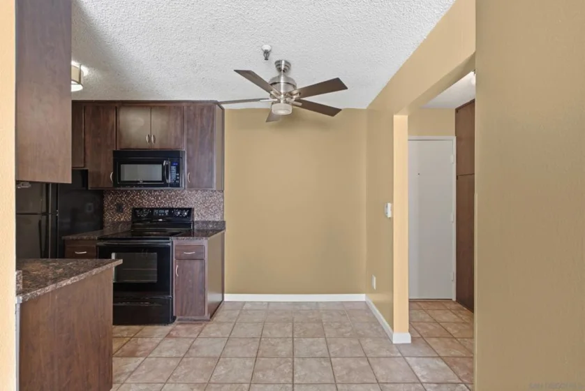 4730 Noyes #217 photo 11