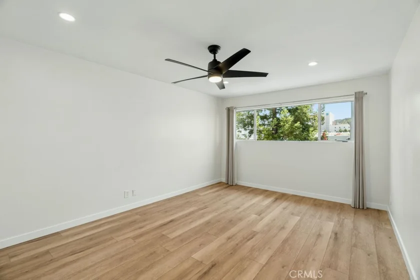4637 Willis Avenue #306 photo 9