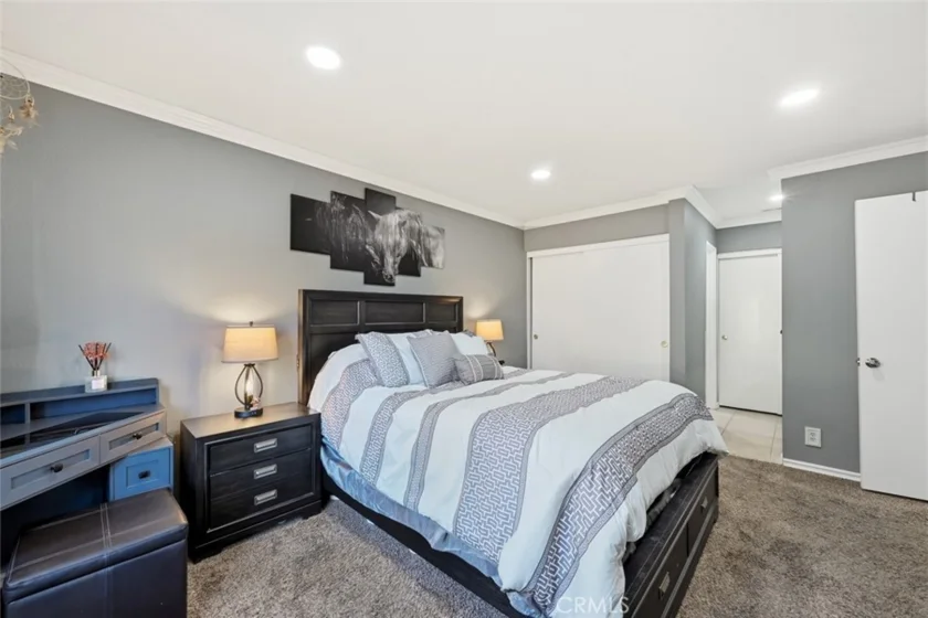1016 Grape Street photo 17