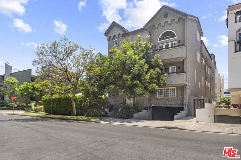 1431 Camden Avenue #303 photo 8