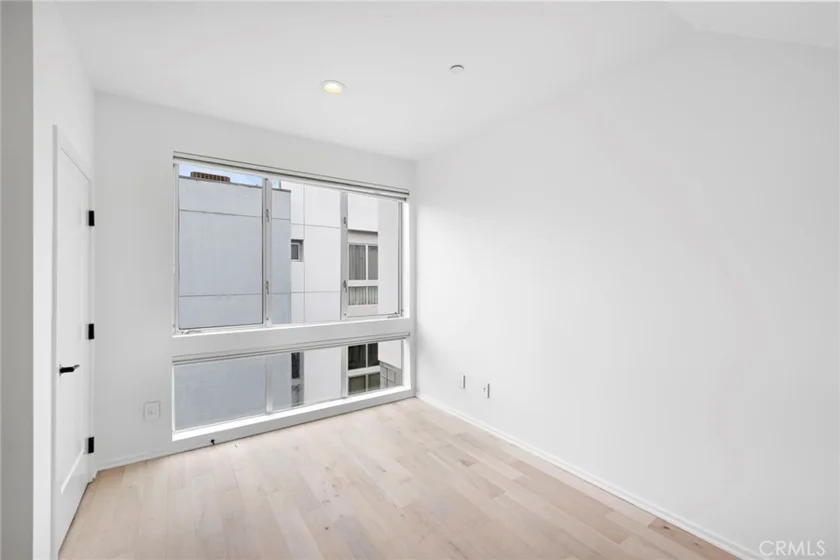 4151 Redwood Avenue #106 photo 14