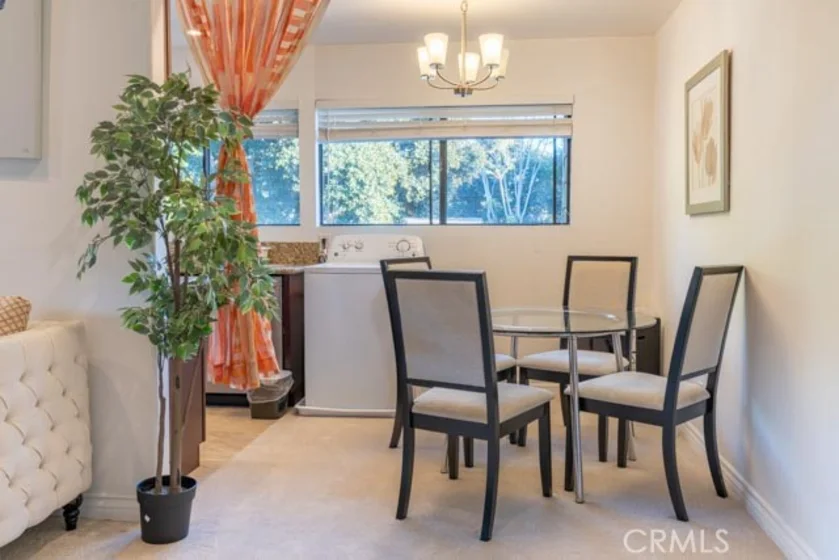 226 Springview photo 5