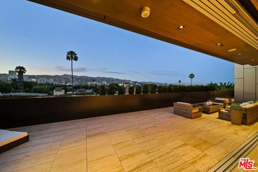 8899 Beverly Boulevard #4A photo 35