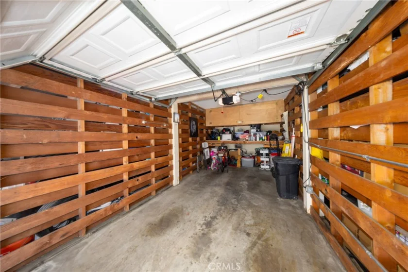 855 Las Lomas #B photo 25