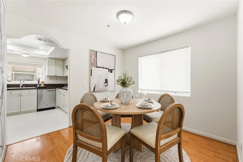 1097 S Marguerita #C photo 11