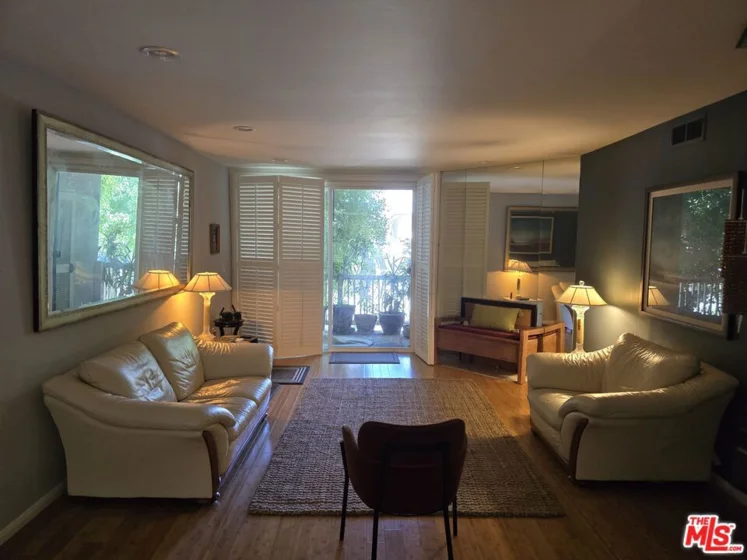 14315 Riverside Drive #105 photo 45