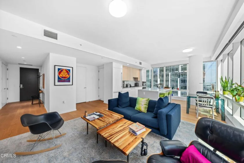 877 Francisco Street #1506 photo 13
