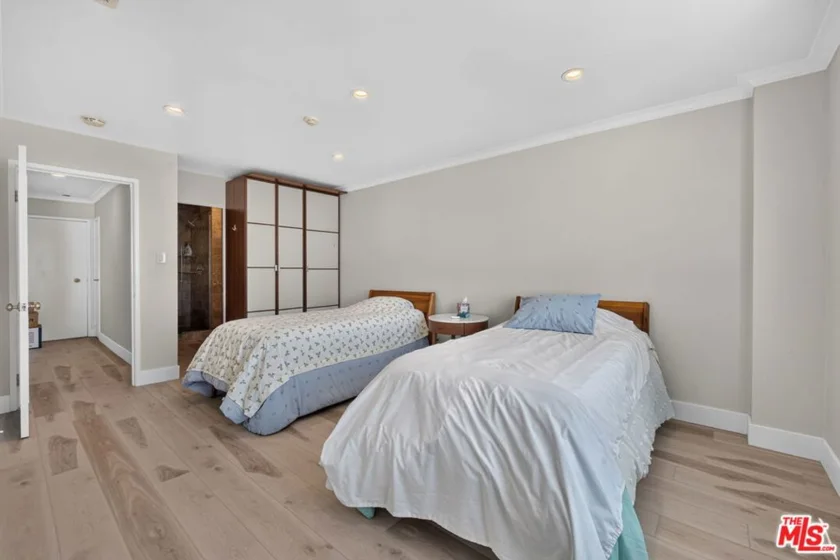 101 California Avenue #1404 photo 23