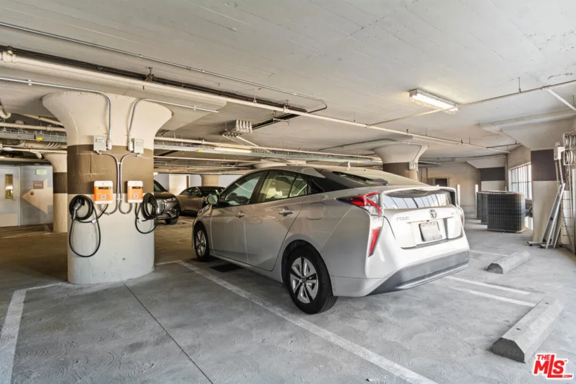 1855 Industrial Street #608 photo 8