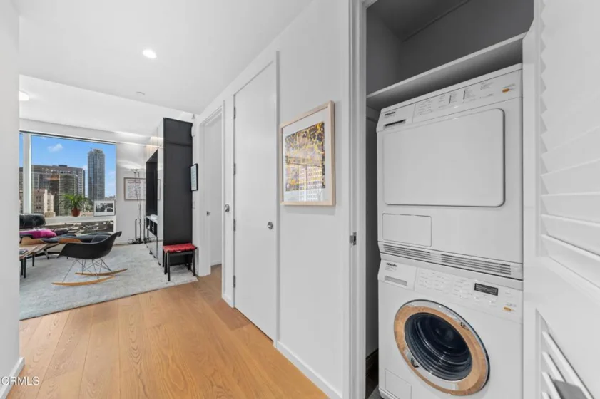877 Francisco Street #1506 photo 11