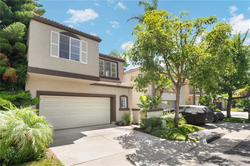 84 Hawaii Drive photo 2