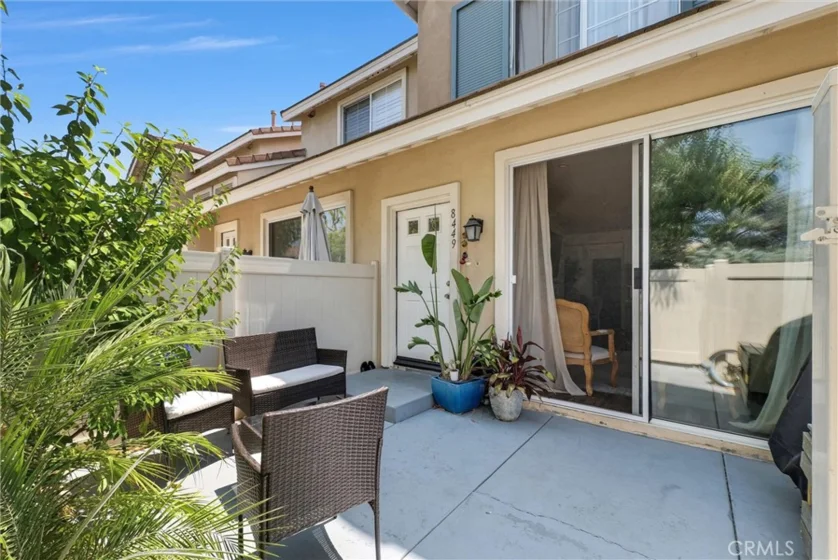 8449 E Arrowhead Way photo 1