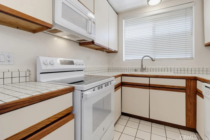 6150 E Bay Shore Walk #203 photo 11
