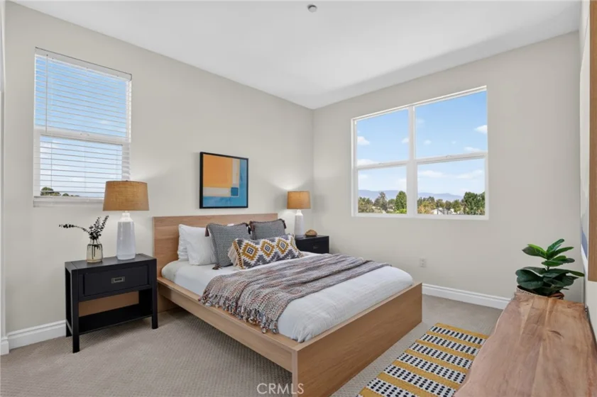 4424 Whitsett Avenue #303 photo 28