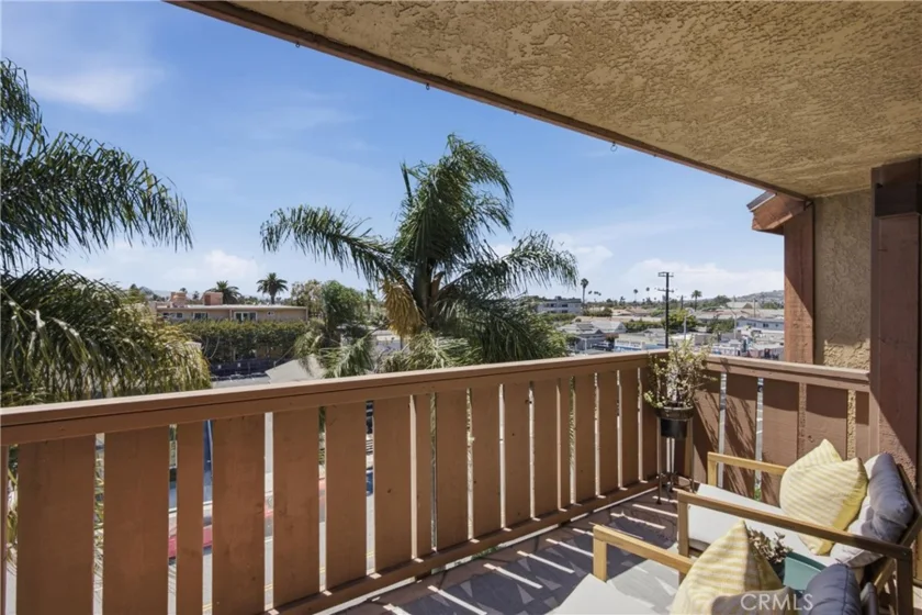384 Redondo #401 photo 22