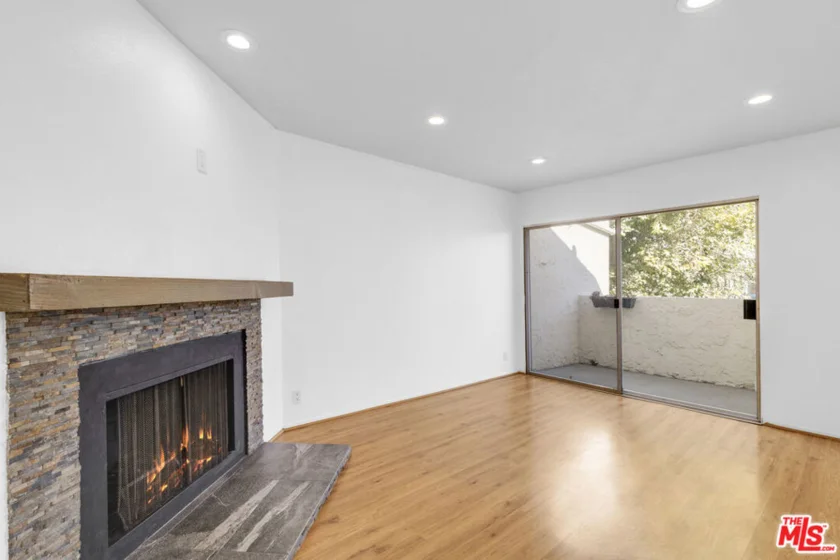 18411 Hatteras Street #246 photo 12