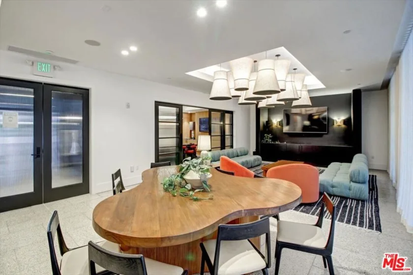 10777 Wilshire Boulevard #209 photo 38