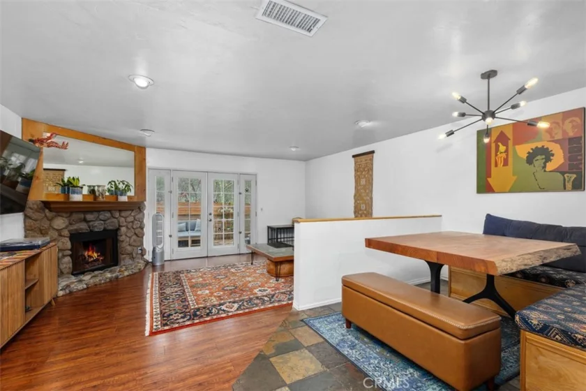 23821 Hillhurst Drive #4 photo 30