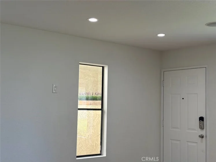 65 Largo Street photo 8