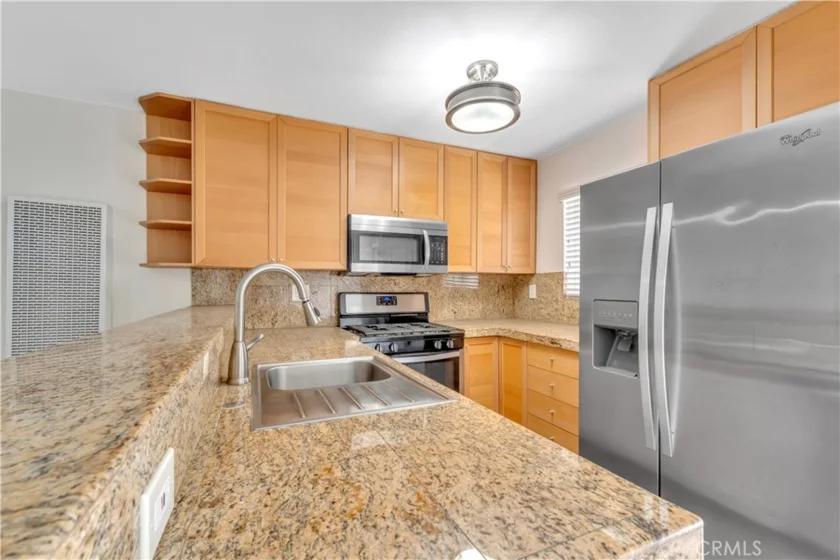 18530 Hatteras #226 photo 12