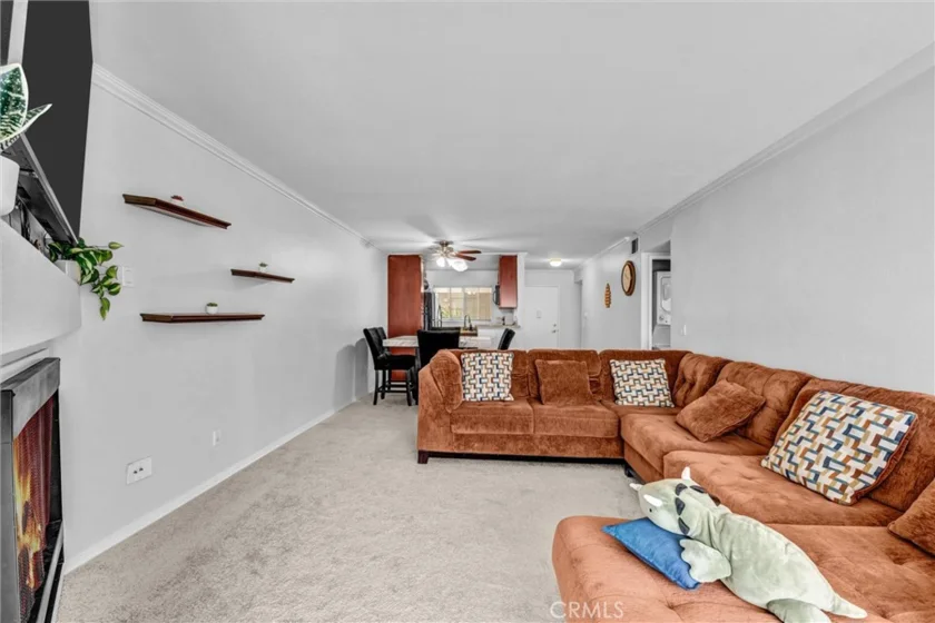 5500 Owensmouth Avenue #122 photo 8