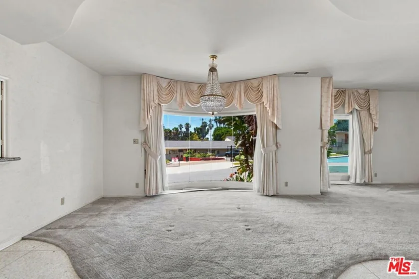 5452 W 57th Street photo 47