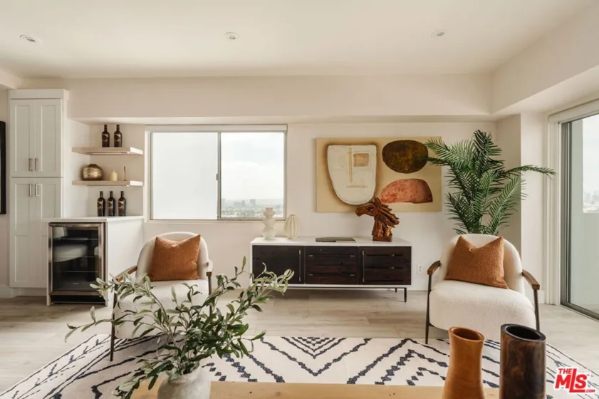 1155 N La Cienega #1205 photo 4