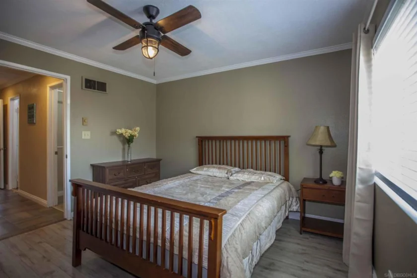 7545 Charmant #1516 photo 16