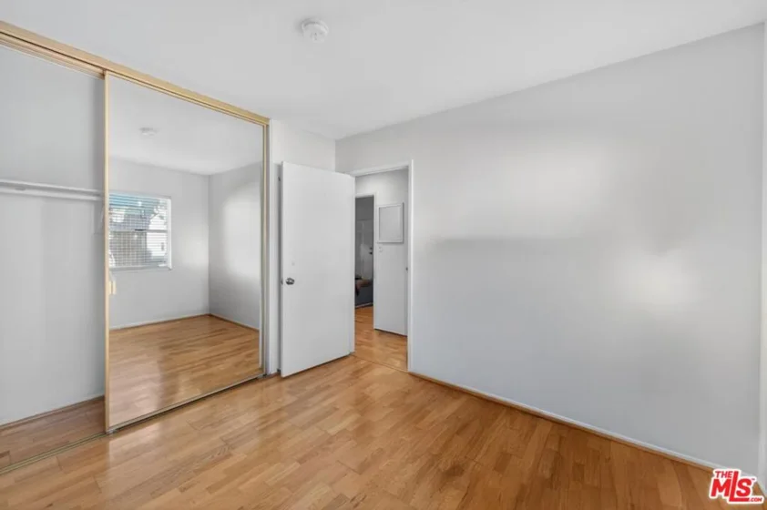 5825 Bowcroft Street #1 photo 9