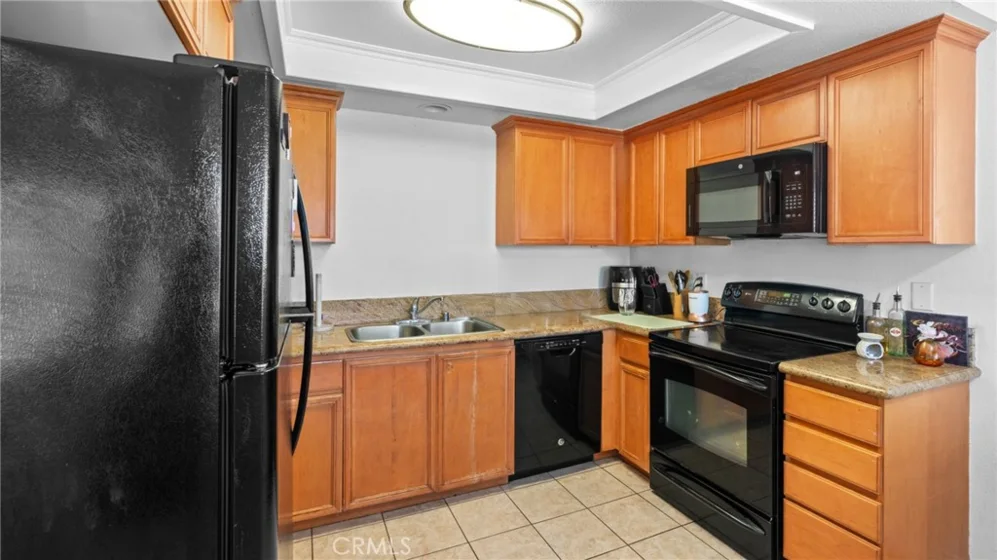 1598 Border Avenue #H photo 7