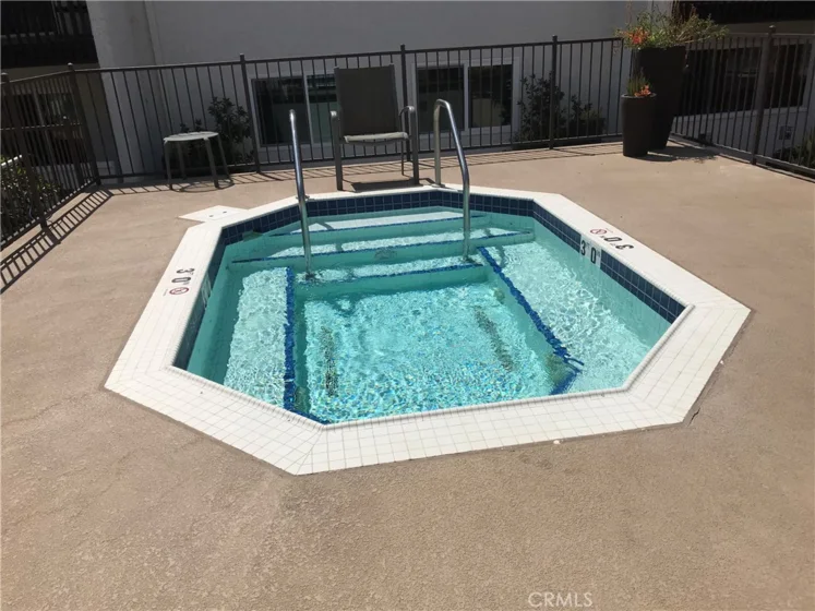 5334 Lindley Avenue #126 photo 7
