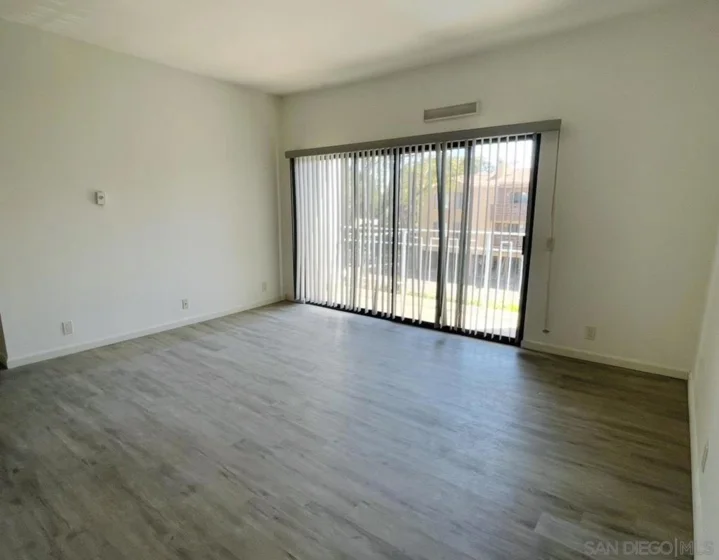 8320 Regents Road #2P photo 12