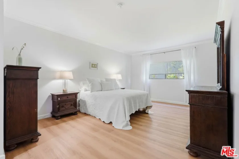 828 S Bedford Street #202 photo 9
