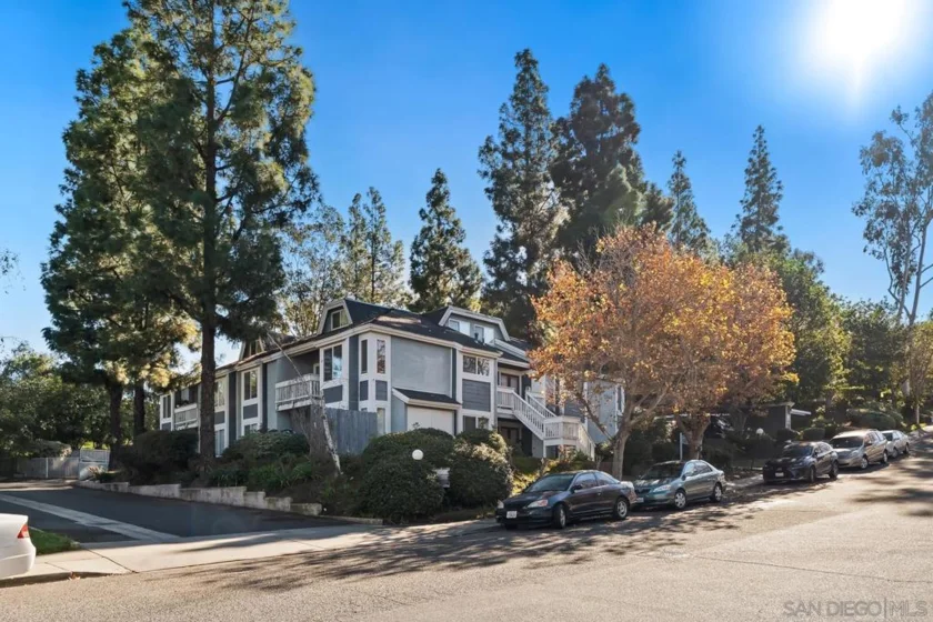 1564 Tanglewood Lane #19 photo 1